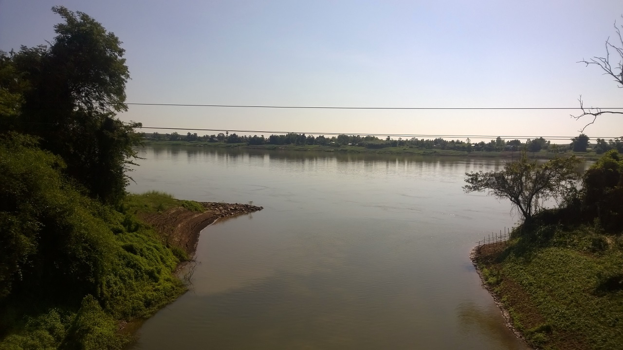 Flusseinmuendung in der Mekong